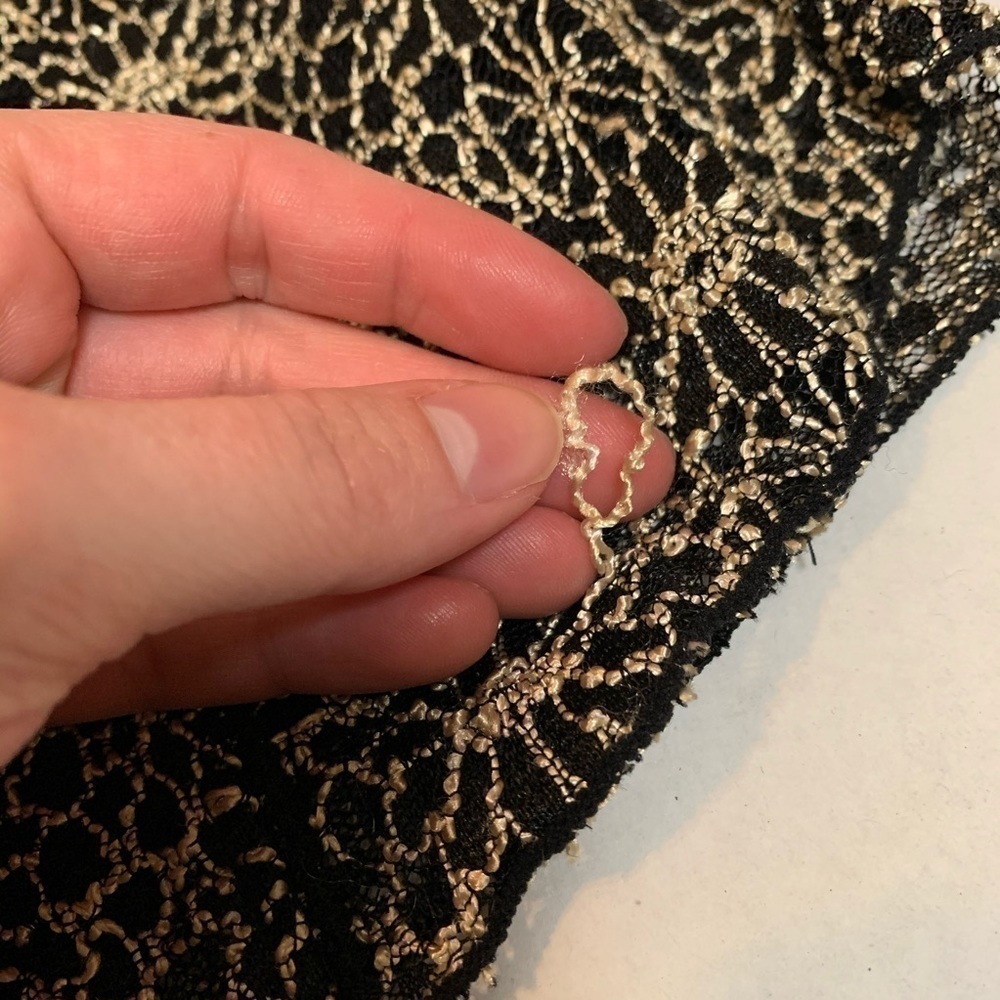 Dress Barn Floral Black Top Small - Picture 4 of 5